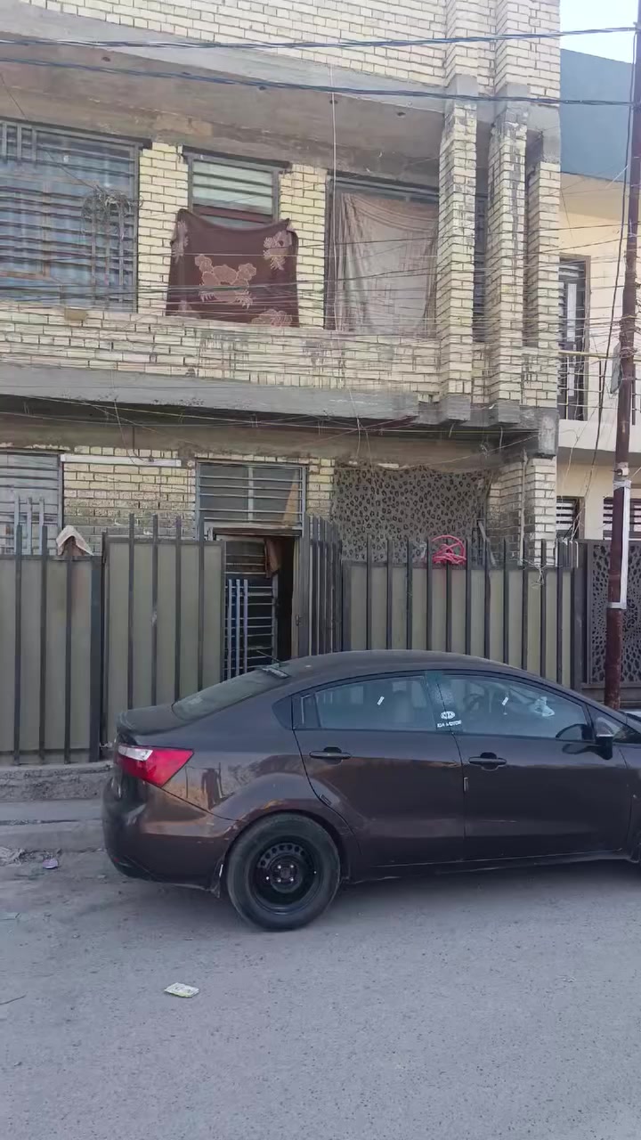 دار للبيع الدورة ابو دشير 🚨
زراعي ابو كرار سند ٢٥  
المساحة ٥٠ متر   الواجة ١٠
٢ غرف نوم سويت
مطبخ واستقبال 
وبي تشجير ١٠٠ متر 
كامل خدمات  مجاري ومي🫗🌧
 وكهرباء وإنترنت🛜 
موقع جدا حلو السعر 
٨٣ مليون وبي مجال قليل الاستفسار 
***********
*********** 
او مراجعة مكتب ليث الجبوري للعقار
