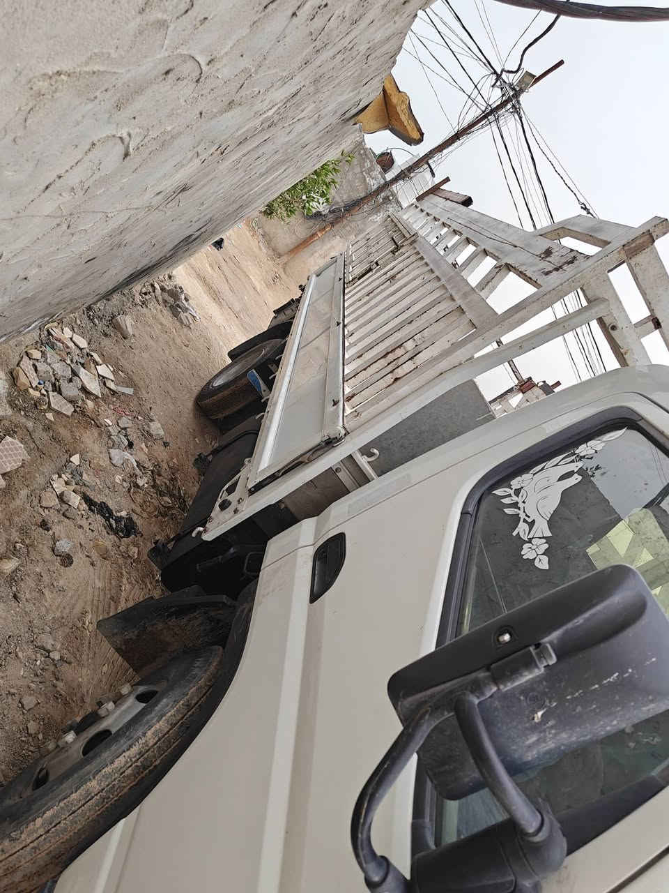 السلام عليكم كنترللبيع موديل 2017 الاتصال على رقم ***********
