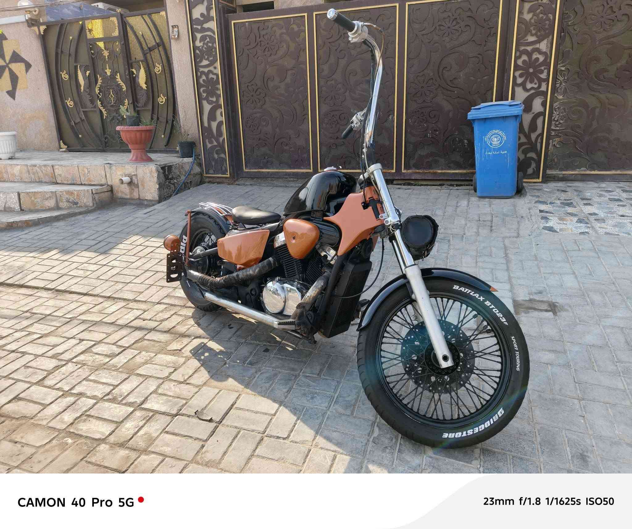 تحيه للجميع ستد ببر للبيع مكان بغداد/جزيرة السياحية
اي دراجه كامله ماكو اي نقص من كلشي خير من الله شعله معدل 
سعر ١٣٥٠  وخادم للجميع 
تاير جديد صبغ جديد وكلشي بل دراجه جديد اني عدلته ع ايدي
***********
***********
