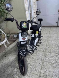 دراجة شحن • حجم ٢٠ • شركة HIS