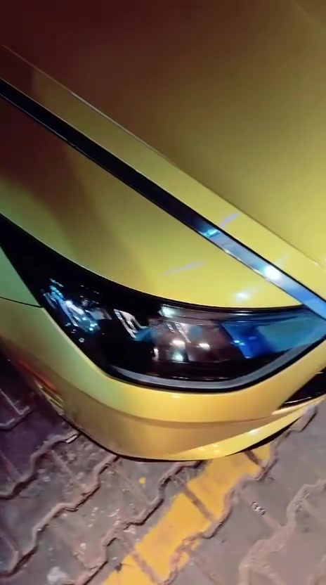 هونداي سوناتا 2020 امريكي 🗺
1600cc turbo 
فول مواصفات
بنوراما_  رادرات _ تحديد مسار _ شاشة اعطال_ تبريد مناخين  قطعتين  _ كشنات تسخين _بصمة  وبيهة بعد كلش هواي مواصفات  
ماشية 59 ml 
حادث رصعة بل صندوك فقط مكحلة 
السيارة بدون صبغ بدون تبديل بدون ايرباك علة وضع الشركة جديدة لوك  
السعر 177  ورقة وبيهة مجال بسيط 
رقم اربيل بسمي حصراً 
مكاني بغداد العامرية  
للاستفسار  ***********
