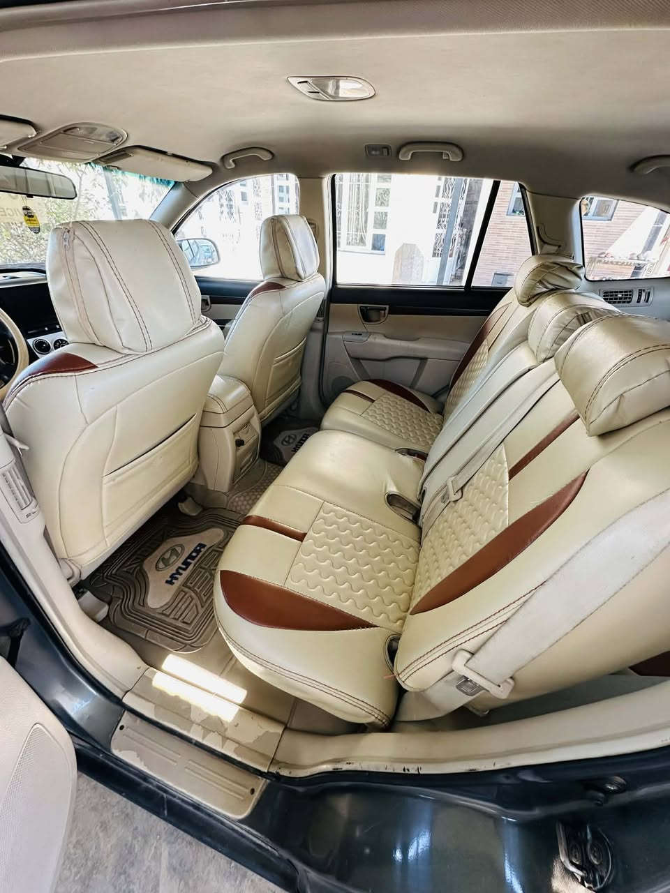 للبيع او مراوس سنتافي خليجي 7راكب محرك6 رقم دهوك دولي سنويه وهزه جديده شرط التحويل محرك كير شرط مامفتوحات تبريد شغال  كامره وحساسات خلفيه شاشه كبيره بيها صبغ قليل بالجاملغ الامامي وشويه بالباب جهه النفر السعر 135 ورقه بيها مجال


**إذا كنت صاحب هذا الإعلان وتريد حذفه لأي سبب، رجاءا أرسل رسالة إلى الدعم الفني**