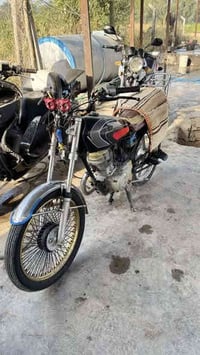 شباب ردجه 4 كير ميكنه ديمهه عله ايدي هندر واحد تشتغل ودرجه حلوه لا جفي...