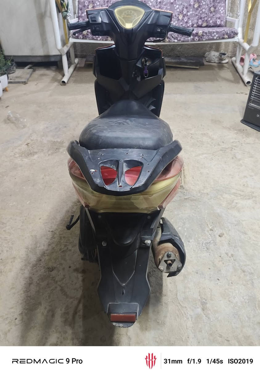 السلام عليكم دراجه سكنس GTR نضيفه محرك ناعم شغاله سلف هندر شلعه معدل كهربياته كله شغاله السعر 260 بيه مجال بصيط مكاني بابل شارع 60 رقمي ***********
