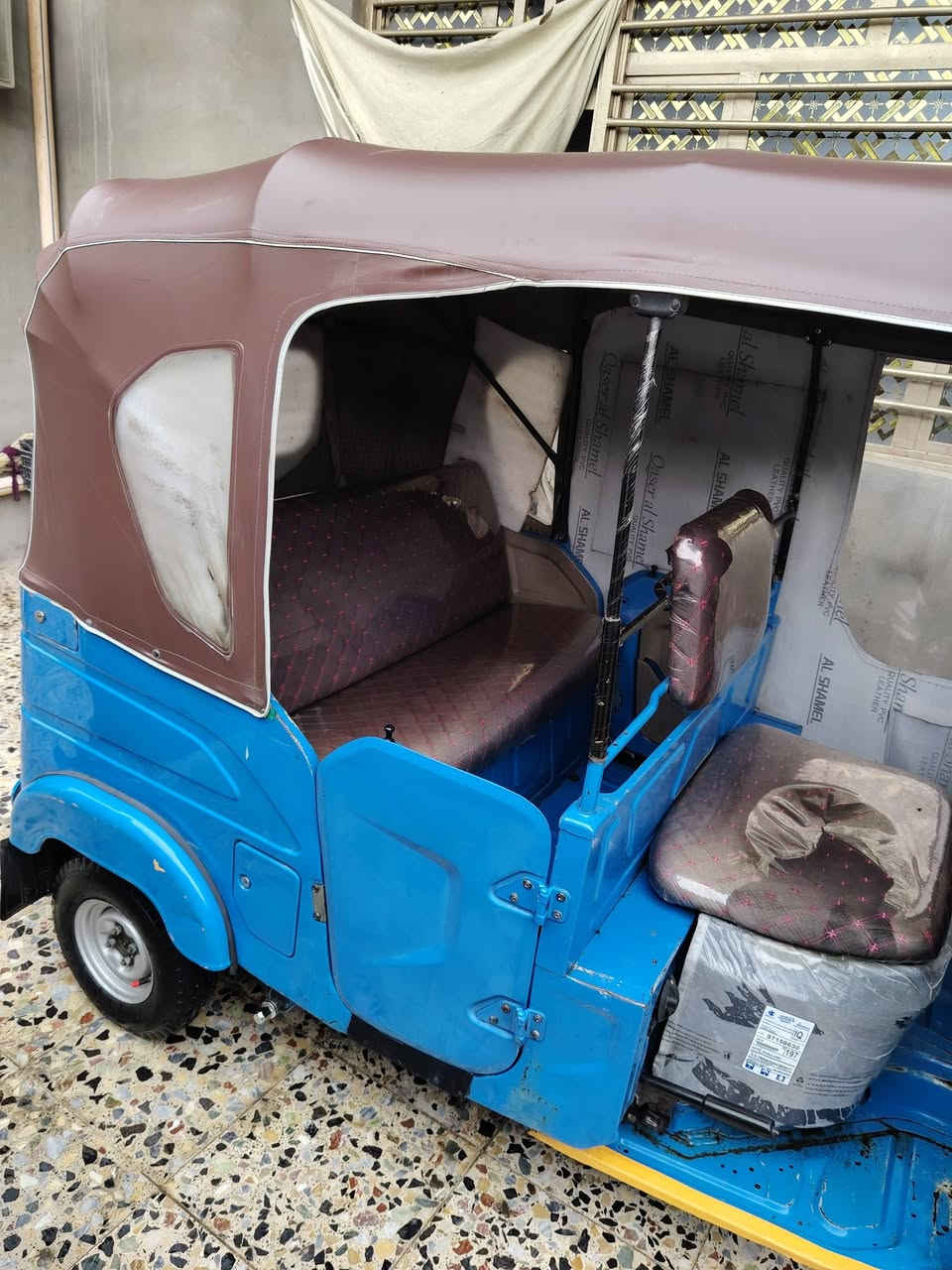 تكتك للبيع مديل 21 شهر 12رقم وسنويه بسمي سعر 7800 بيه مجال نتصال ***********
