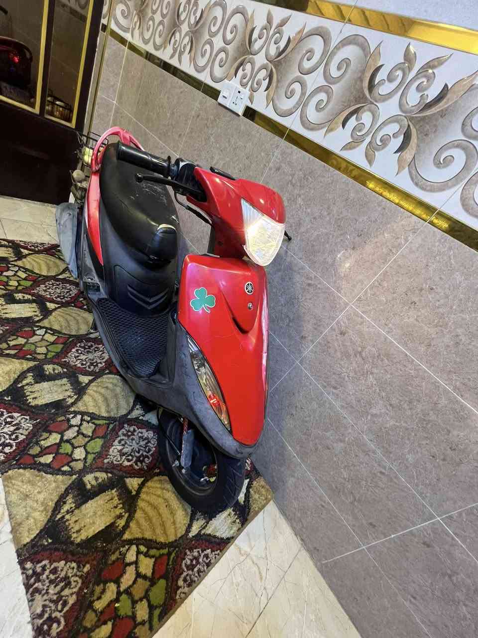 سلام عليكم ماكس عدله للبيع دراجه كفاله عامه اكفلها الك من كلشي مكينه خرسه وناعمه دراجه كامله نقص مابيها كفر احمر جارد دراجه رمبه اوراق موجوده كلها قفل ستيرن قفل جنطه كلها تقفل كهربائيات شغاله تاخذها تترحملي بلقران نقص مابيها مكاني بغداد الكريعات السعر٩٠٠ وبيها مجال شي بسيط كلش رقمي ***********
