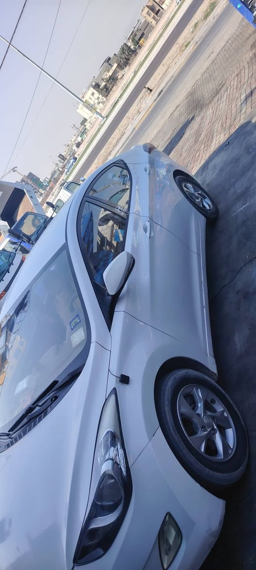 سلام عليكم النترا للبيع 2012  خليجي مكينه 1800 مكفوله من التبديل والصبغ بسمي الاتصال ***********
