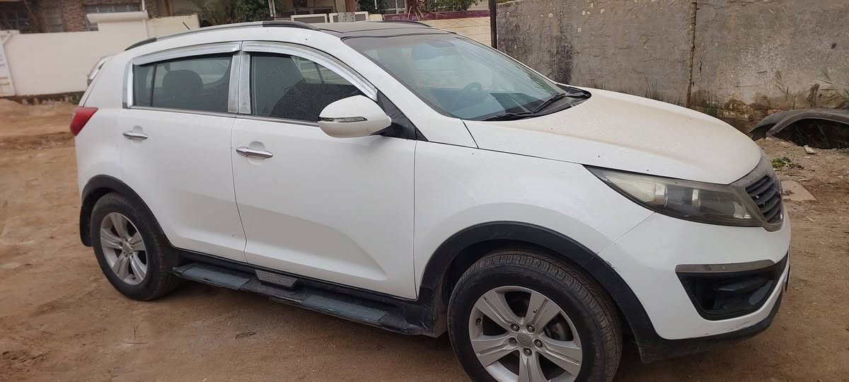 سلام عليكم كيا سبورتج ٢٠١١ فول بنو راما صبغ عام وارد خليجي السياره جاهزه رقم سليمانيه جديد
سعر ١٠٥ ورقه وبيه مجال 
مكان واسط العزيزيه 
***********
***********
