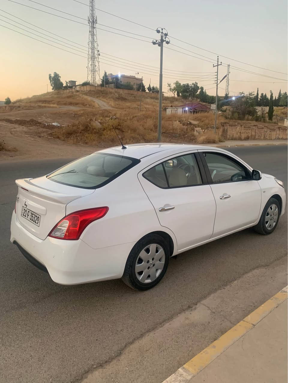 نیسان صنی ٢٠٢٢ بێ بۆیاغ بێ سارد بێ شوخت سەیارەیەكی لۆك زۆرخاوێنە ٥٠هەزار ڕۆشتوە بەناوكردن و وەكالە بەشەرت ماڵی دۆستە *********** كويسينجاك, أربيل
