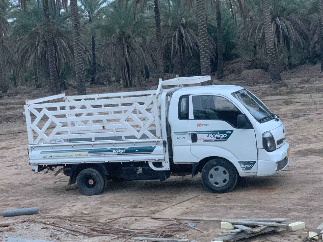 السلام عليكم
سيارة كيا بكو موديل 2015سياره أدوات مكفوله من عشاير وكص وسرقه مكان بغداد الحسينية سعر 50
رقم الهاتف ***********
