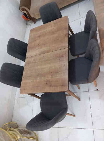 ميز طعام تركي ٦ كرسي للبيع اي استفسار اتصل برقم ***********
