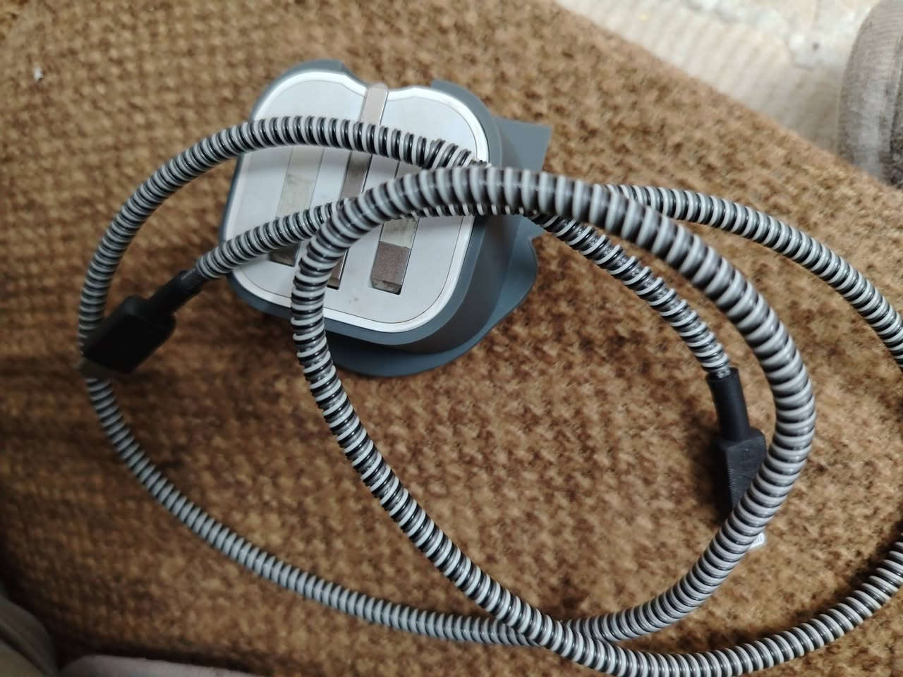 وكيبل اصلي مال انكر + كفر مال شاحنة وكيبل حماية

كلهن ب٢٥ الف  قفل
للعلم بس راس الشاحنة الجديد ماسترب ٣٥ الف وكيبل انكر ب١٨ الف والكفر شتريته ب٧ الاف

مكاني حي سومر / شارع المولدات


**إذا كنت صاحب هذا الإعلان وتريد حذفه لأي سبب، رجاءا أرسل رسالة إلى الدعم الفني**