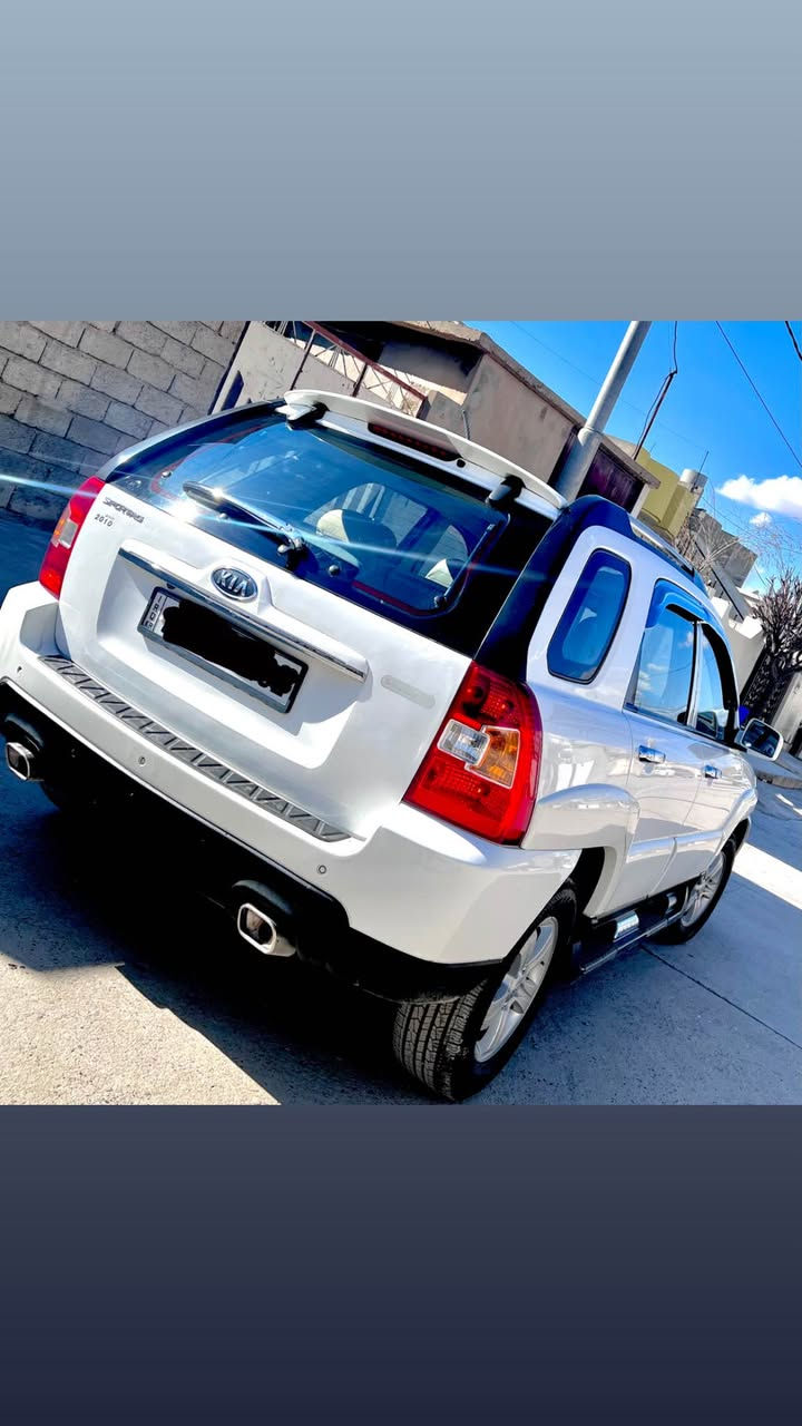 سەرەتابەناوی خوا کیاسپۆڕتاج مۆدیل2010بێ بۆیخ بێ شخوت سڵایت ناوفۆرمیکا شاشەئایپات کامێرە حاسە ئاوێنە فۆتۆ کارتی بەنزینی هەیەو بەناوخۆمەوەیە سەنەوی بەسەر نەجوە  سعر ١٢٣ یەک تۆز مەجال  
ژ.م *********** شمشمل, السليمانية
