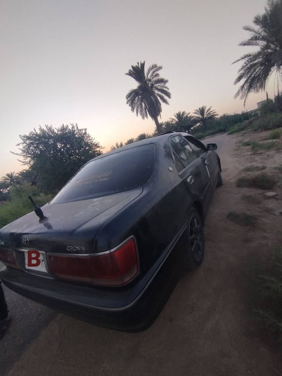 سلام عليكم للبيع ملكه فول مواصفات عدا الفتحه.                         اصولي اصولي.       رقم نجف القديم.                                            تنزل المديل من 2005 الئ 2002 وشد دولي بسمك.                     ماعليه لاكمرك ولا ضريبه ولا رقم  فقط تنزل مديل.                        محرك كير مكفولات ديفور جبير  شاصي 175.                           4 دكم ثلاجه برده كشنات كهربائي ستيرن تحكم.                           حساسات لايتات ابو عيون جدد.                                                 كرستال اصل.                (كص كفرات خلفيه فقط. )                      (علما بيه جراد كلير محترك تتعالج).                                            سعر مناسب جدا جدا جوه سوك الموشراي لايتصل.                        ب٧٤ عليه غرامه ٥ ورقات. تصير. ٦٩. ماكو هيج سعر.                  مكاني بابل ***********, وتساب وتصال
