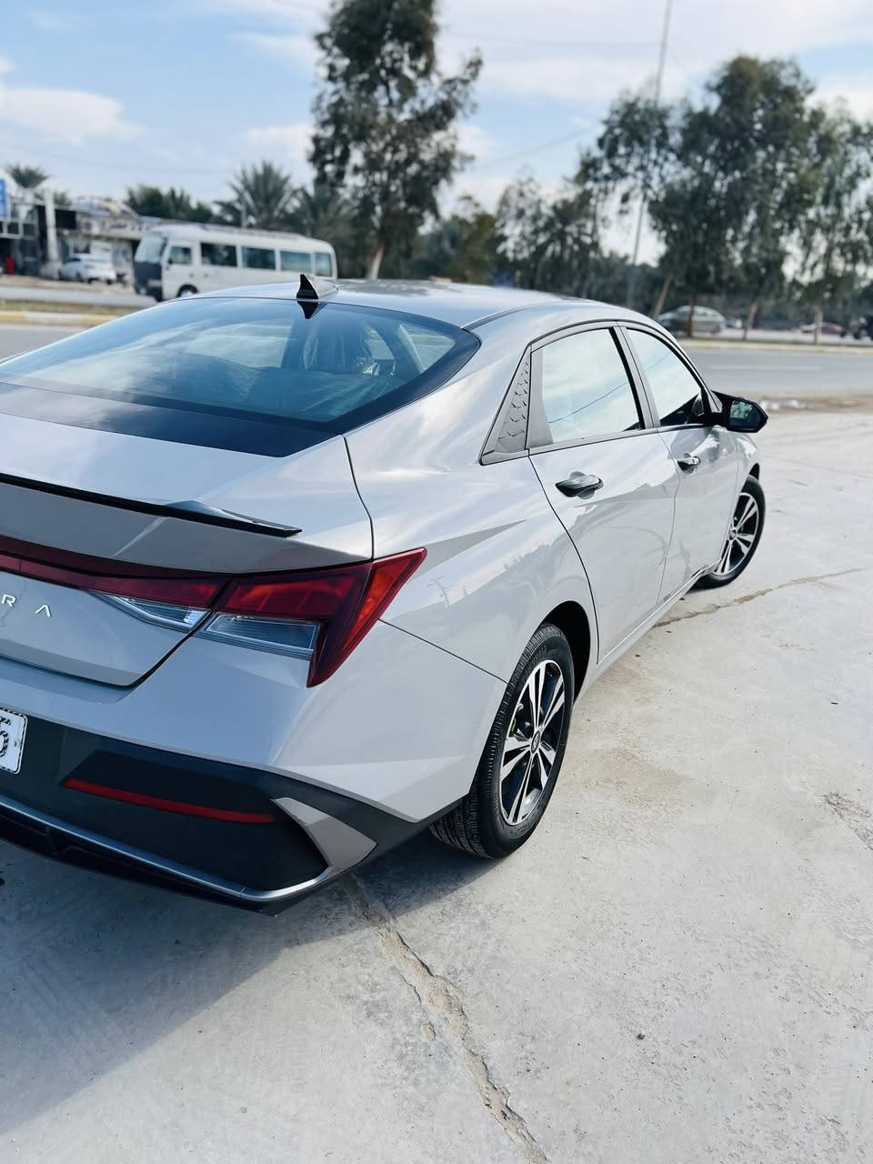 سلام عليكم
النترا 24 فول موصفات

ماشيه 35km

رقم بغداد 

حادث جاملغ وبنيد 

محرك دوش ٢٤٠٠

رادار 

تحديد مسار 

فتحه 

تشغيل عن بعد

شاشه جبيره 

كامره دواره 

وبيهه اهواي موصفات مذكرتهن

السعر ١٦٥ وبيهه مجال 

للستفسار الخاص مفتوح 

***********
