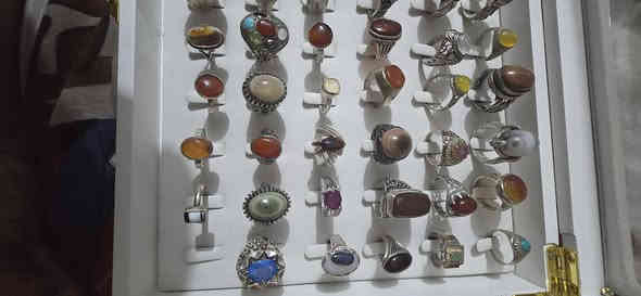 محابس للبيع
جمله ومفرد
***********
