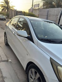 للبيع فقط اكسنت 2012 خليجيه مكفوله السعر 90 وبيها مجال للاستفسار فقط ع...