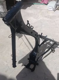 شاصي لبيع وشراي يتصل على هذا رقم 07722913128