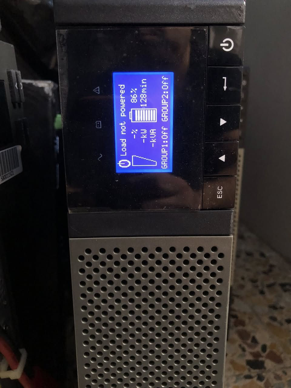 جهاز ups اون لاين كامل بطاريات اصليه حجم 2kv سعر ٢٠٠ الف بغداد يوجد تواصل ***********
