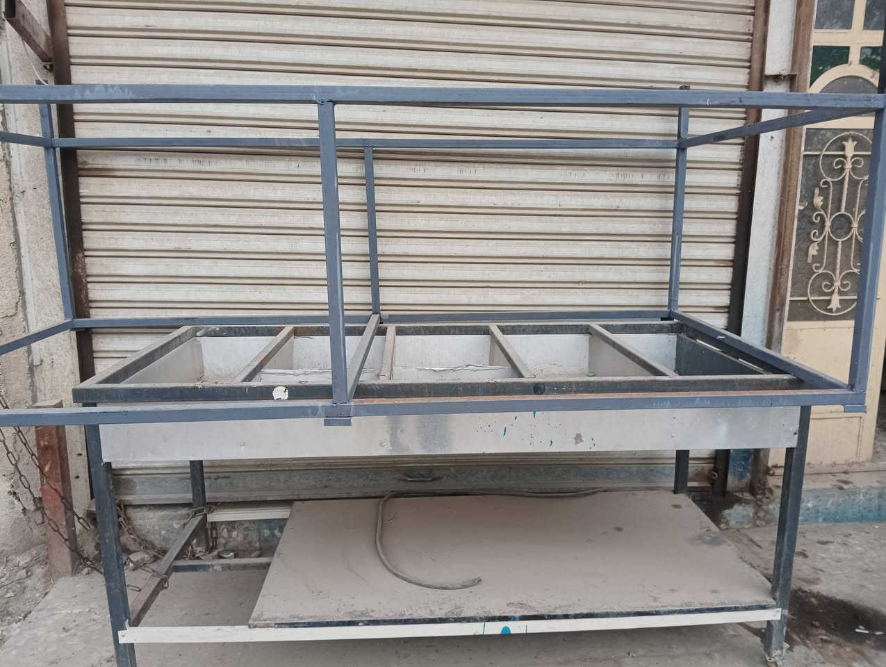 السلام عليكم. للبيع كتر يلمز وفريزة كيلون ومعواجه اي استفسار الاتصال على الرقم ***********. ***********. أو على الخاص في بابل الحله
