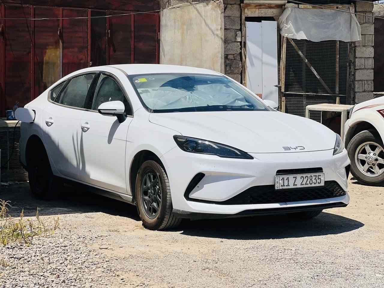 ‏سلام عليكم
سياره بBYD

2025

سيل5

الشحنه الوحده تمشيك 55 كيلو

ماشيه 5000 

السعر 19500

ديالى المقداديه حي العصري🤎
‏***********
