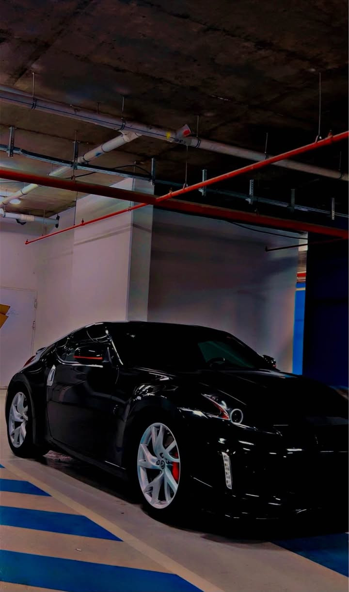 Nissan 370Z 
2016 
خليجي فول مواسفات شاشة گةورة سماعة بوس كوشن گةرمو كارةبا فولة
١ پارچة بس چاملغي پشتي سايق و روبعةك بونيتي سبوغة بي ناوكرتن ١٤٠كم رويشتيية
زور خاوينو جوان مايتةوة سةيارةكة رةقةمة لة جواني
5map uprove 
Untilag 
Popbang & backfire 
لةسةرة استا كامل سيرڤس كراية بي مسروفه 
*********** أربيل, العراق

