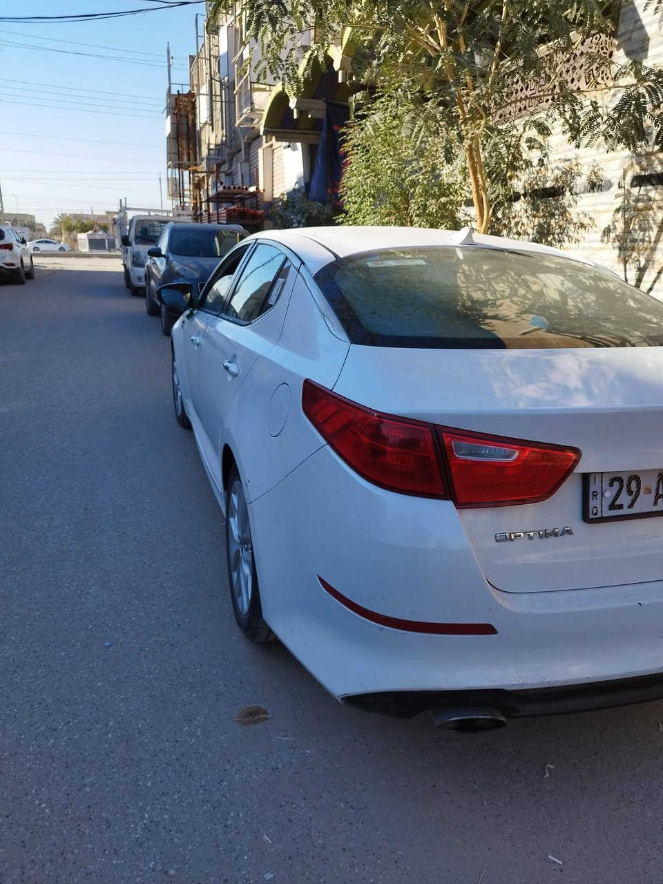 السلام عليكم 
اوبتيما موديل 2014 بيه جاملغ وبنيد بدون دواخل السعر 110 وبيه مجال 
مكان السياره الناصرية حي الفداء قرب مجمع دبي 
***********
