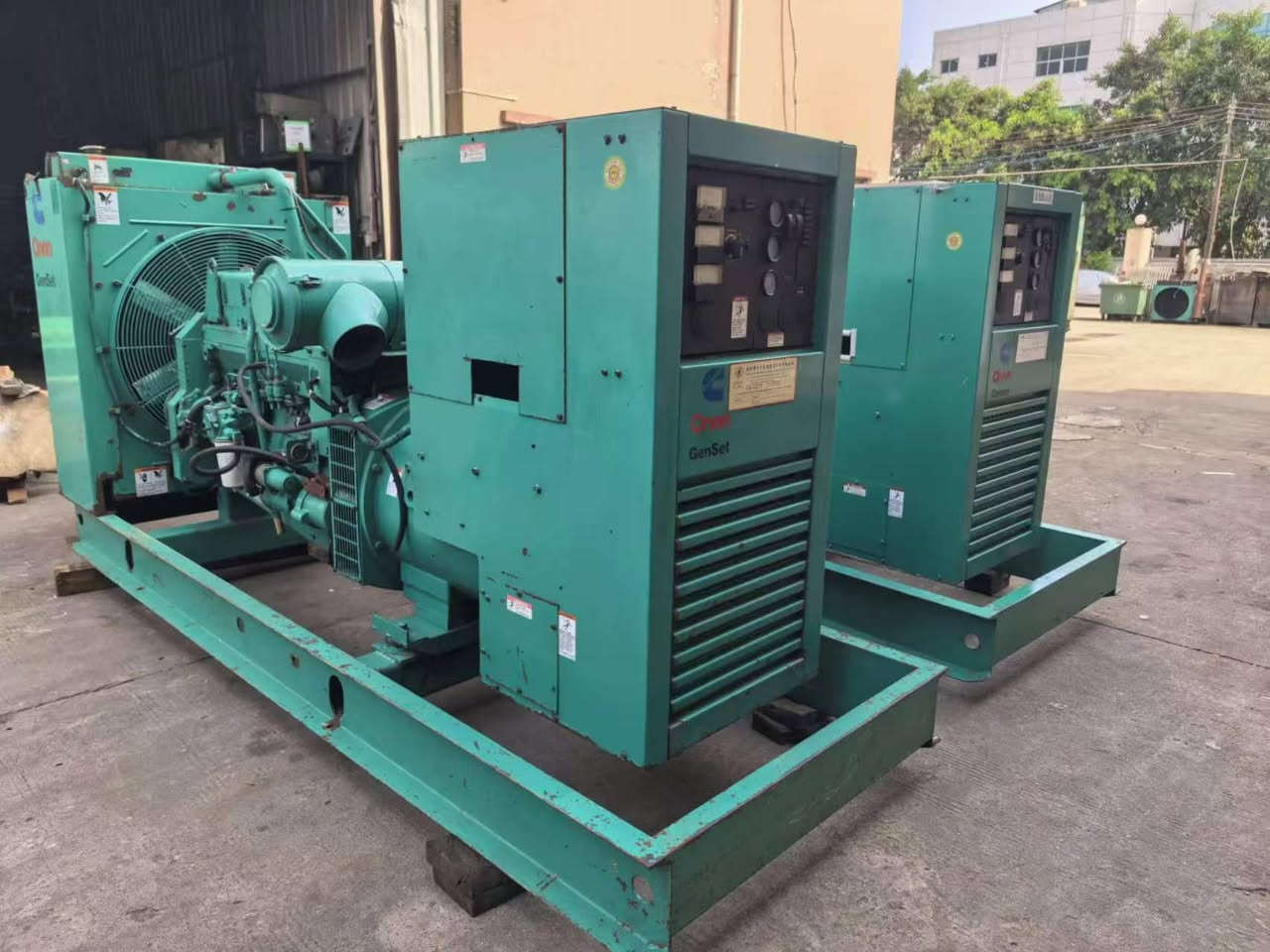 ✅ Twin units, original Cummins LTA10, 275kVA, great price—contact me if interested 🥳🥳


**إذا كنت صاحب هذا الإعلان وتريد حذفه لأي سبب، رجاءا أرسل رسالة إلى الدعم الفني**
