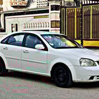 اوبتر • ابيض • ضرر امامي مبدل