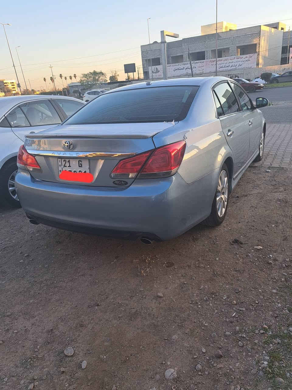 من رخصة الادمن 
افلون 2011 وارد امريكي 
داخله كلين بدون حادث 
اهانه صبغت بيها 3 قطع بسبب الشخوط 
ماشيه 145 الف 
فول مواصفات 
كير بشرط 
محرك بشرط مامفتوح مابيها صوت ديجيتال
حداديه حلوه فقط يحتاج لها قاعدة دبل ماعندي مجال أبدالها
سياره حلوه رقم جديد سنويه جديد هزه ل 27
سعر مناسب سبب محتاج لغرض السفر 
145 بيها مجال لجاد 
للأستفسار اتصال ***********
