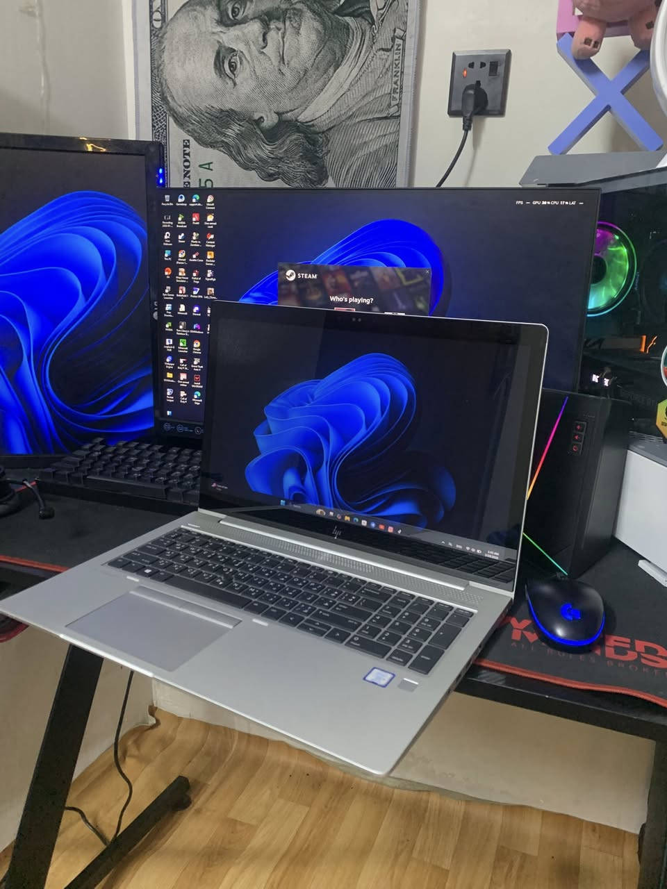 سلام عليكم 
لابتوب hp للبيع بس ماريد مراوس
Eiltebook 850 G6
مواصفات الجهاز:
Core i5 جيل ثامن
Ram ddr4 8gb
SSD 256
كارت شاشه خارجي 4gb 
شاشه لمس جهاز كلش جديد
سعر الجهاز ٣٥٠ بيها مجال للطيبين
***********
