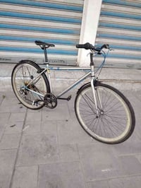 وبركاته بايك موديل سي ٧٠٠  حجم ٢٨  باله ياباني وضع حاويه فول   نضافه ف...