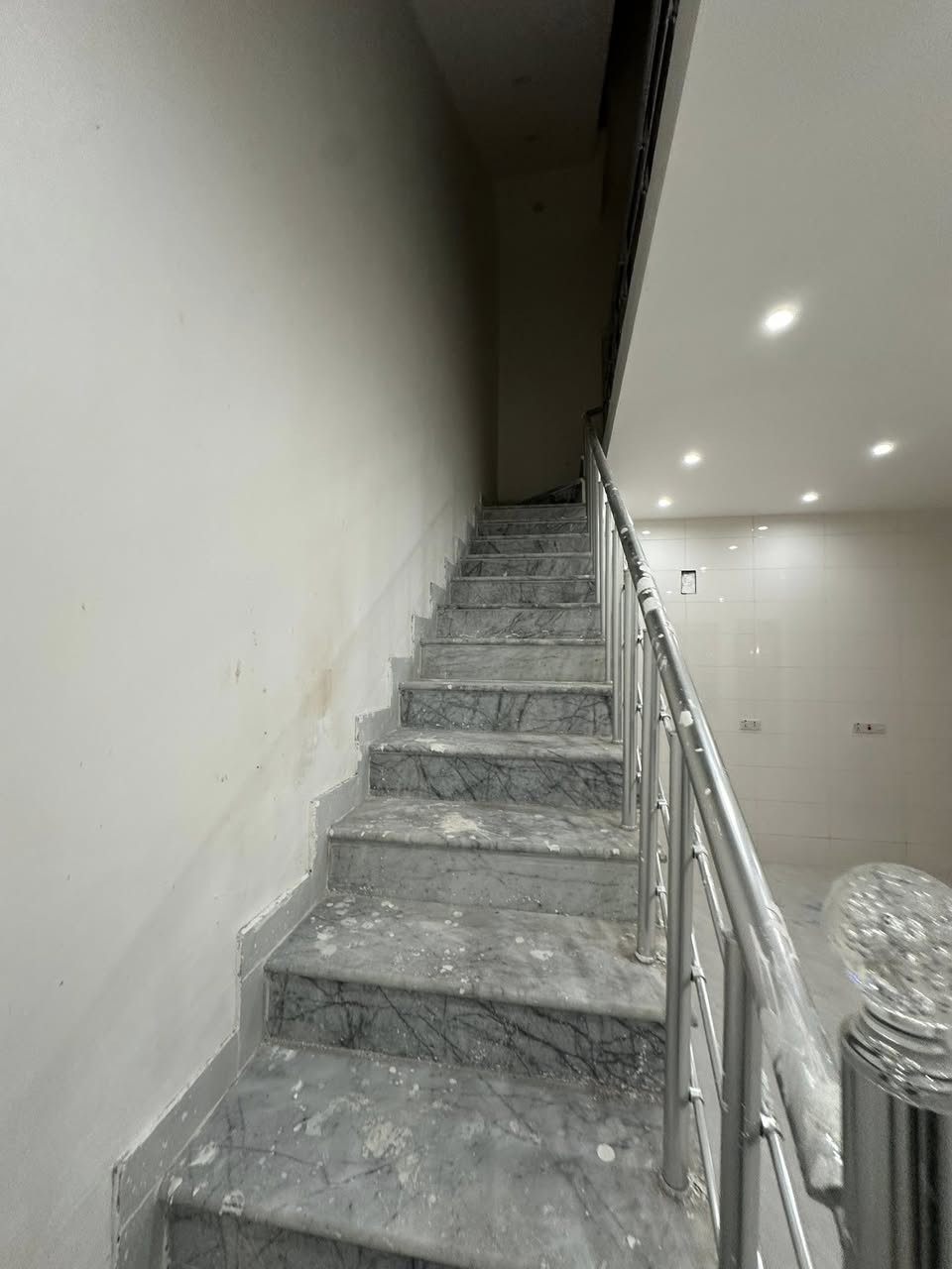 للأيجار  VIP  في #السيدية📍

مشتمل مودرن غير مسكون سابقا✔️

يحتوي  على 3 غرف نوم وصالة ومطبخ وخدمات عدد 3

الموقع السيدية الضباط 📍

الايجار مليون 200 🔶
_______________________________________

للأستفسار اكثر تفضلو بزياره مكتب الطائي للعقار 💎

السيديه شارع المركز عماره شركه السراب للمطابخ ✔️

او الأستفسار ع الارقام ادناه 📞↘️↘️ (متوفر واتساب )📌

***********
