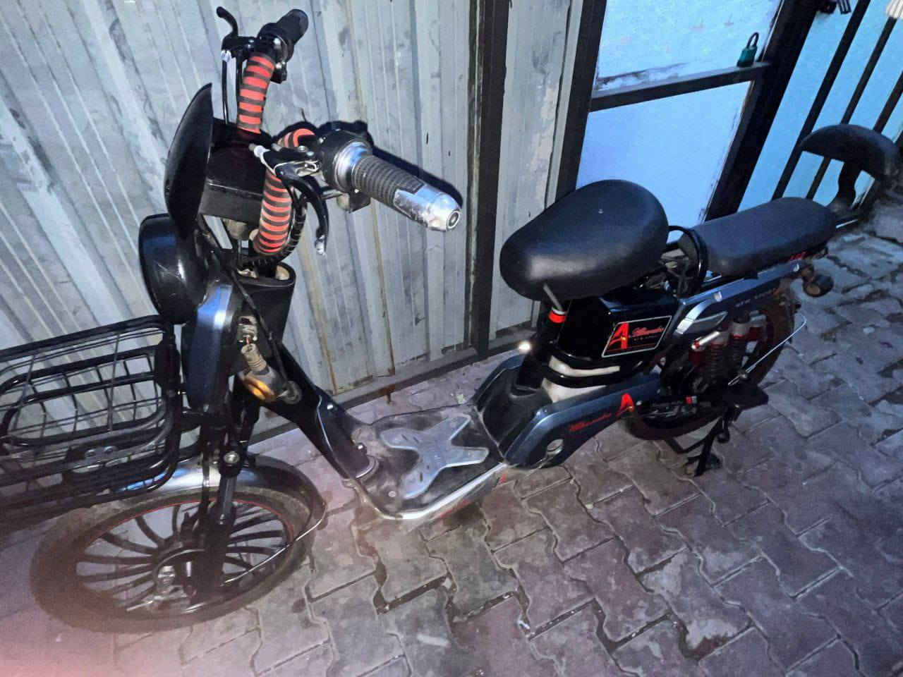 اخوان لبيع دراجه شحن بيه عطل بسيط فيشه جايه من  عقل متاكله  بس ومكان بغداد حي القاهره سعره ١٥٠ قفل


**إذا كنت صاحب هذا الإعلان وتريد حذفه لأي سبب، رجاءا أرسل رسالة إلى الدعم الفني**