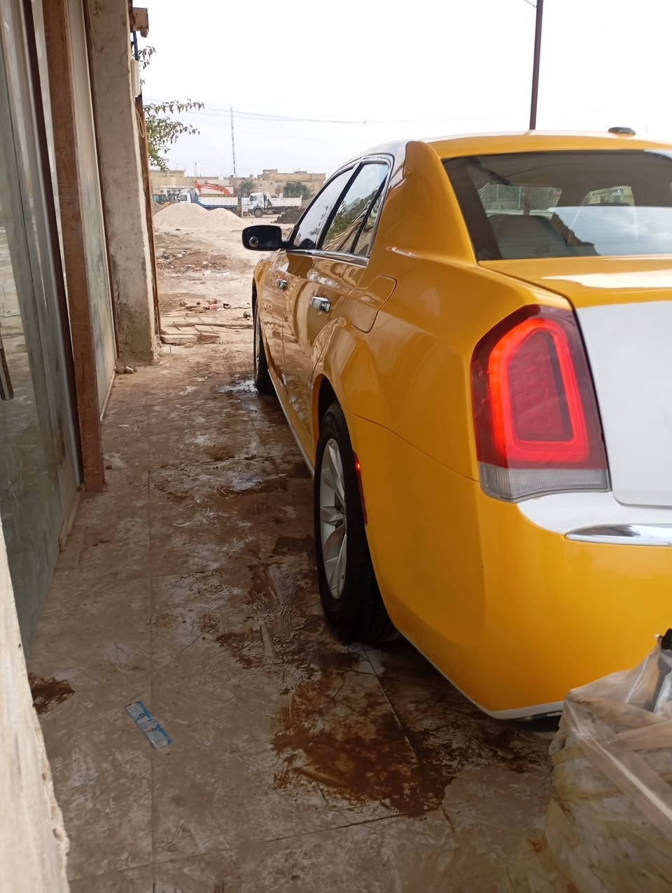 السلام عليكم
سياره اوباما ٢٠١١ محدث ٢٠١٨
{تخم تاير + حدادية كامل + لايت زنون + كشنات جلد كهربائية + دواخل جديده + تبريد فول + صبغ عام جديد } سنوية بأسمي 
تواصل ‭٠٧٨٨ ٣٢٩ ٣٦٠٠
