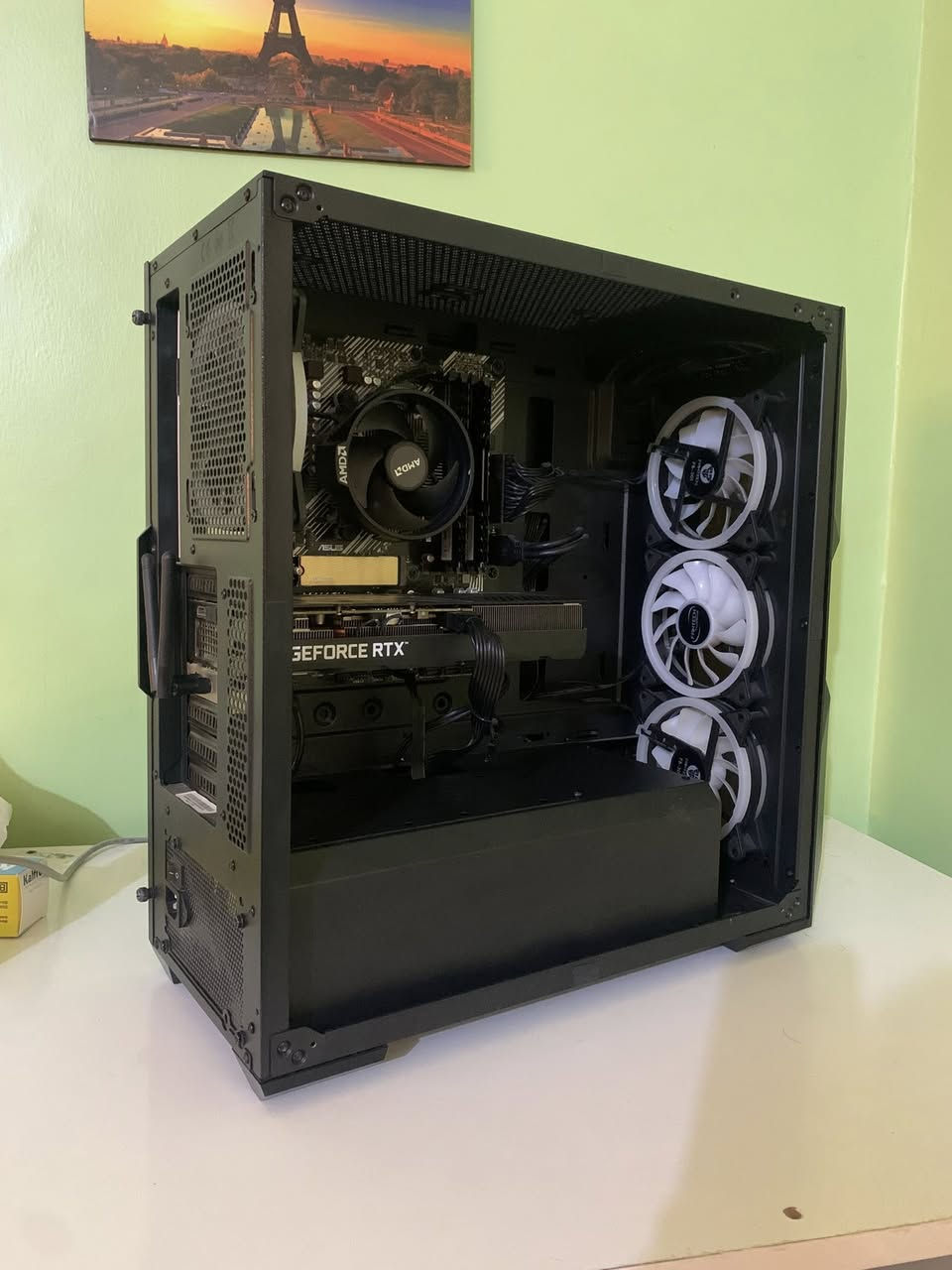 ‎ السلام عليكم 
تجميعه مستخدمة للبيع كيس فقط

Amd Ryzen 5 Pro 4650g
Asus Prime b550m-k
Galax Rtx 3060 12Gb
Ram 16GB 3000Mhz Xpg
M.2 256GB Adata
Hdd Seagate Barracuda 1Tb
P.S 600 Cooler Master 80 Plus
Case Cooler Master Td500l 4 Fan Rgb

الملحقات 
سماعات خارجية 
سماعات رأس كيمنك
موس+موس باد

‎ السعر650 الف 
العنوان الرمادي قضاء هيت 
توصيل ماعندي تجيني للبيت تفحصها وتاخذها 🌹
للتواصل هاذ رقمي ***********
