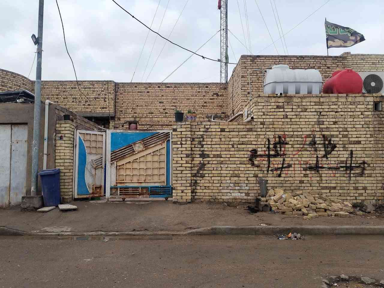 سلام عليكم
بيت مساحه 200
كامل متكمل ربع ماتخسر عليه
مكان بدوانم قرب محطه حجي مخيلف
تبلط مجاري كامل خدمات
***********
***********
