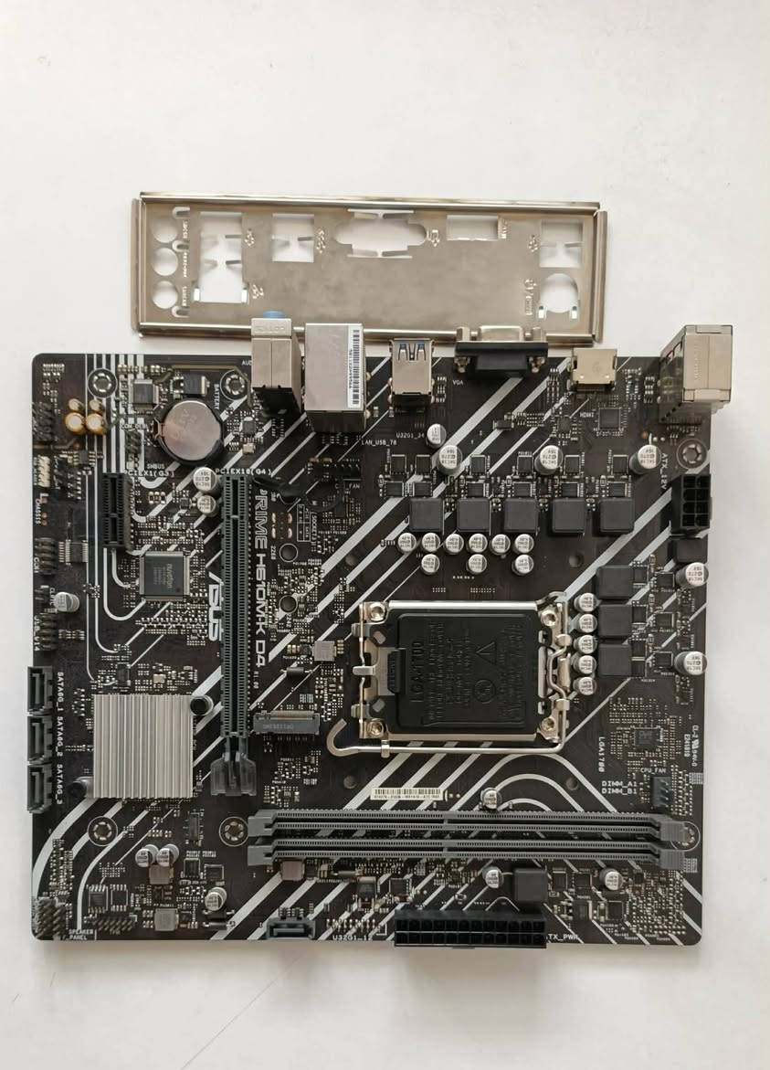 على بركة الله بورد براند
اخو جديد المهتم خاص 
للتنويه براند وليس امزون
***********
