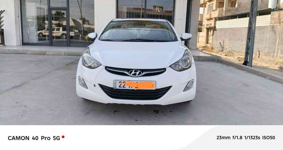 🚗 للبيع – هيونداي إلنترا 2014 خليجي
هيونداي النترا خليجي فول موصفات عدا البصمه رقم (اربيل) 
سيارة جاهزه ماناقصها شي 
🔹 الموديل: 2014
🔹 المنشأ: خليجي
🔹 المحرك: 1800 
🔹 القير: أوتوماتيك  AT  6 نمرة
✨ المميزات:
✔️ فتحة سقف
✔️ إشارات بالمرايا
✔️ شاشة بالمراة 
✔️ داخل لونين (صاجي وعسلي)
✔️ السيارة جاهزة للفحص وشرط
السيارة باسمي شرط التحويل
💰 السعر120 ورقة
💬📍 العنوان: الموصل
📞 رقم الاتصال ***********
