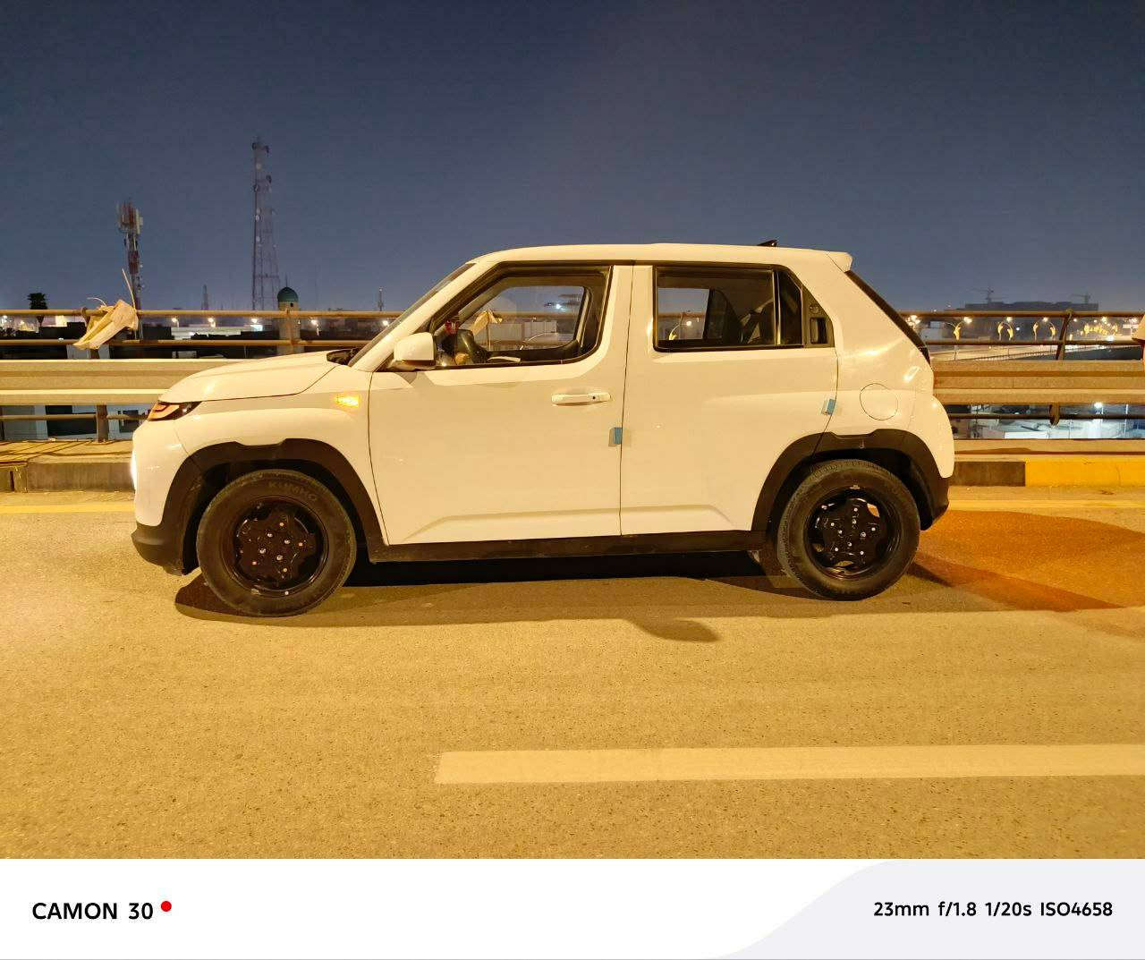 للبيع 
Hyundai Casper/هونداي كاسبر
مديل2023

وارد كوري

           حجم المكينة:1200T
المسافة المقطوعة:55000

موصفاتها:

♦️بصمة عدد 3
♦️تشغيل عن بعد
♦️كامرة خلفية
♦️رادار أمام  خلفي توقف ذاتي
♦️رادار جانبي توقف ذاتي
♦️سايد بريك بل  رجل
♦تحكمات استيرن ومسجل 
♦️لد امامي وخلفي 
♦️ستيرن هيتر
♦️قيادة ذاتية. 
♦️شاشة (الكترونية) 
♦️منفذ USPعدد3
♦️جام كهربائي 
♦️انارة داخلية 
♦️شاشة الكترونية
♦️اشاير 
♦️عداد إلكتروني 
♦تاير «15»
♦ أنظمة قيادة 
♦مرقمة قادسية دولي رقمها معوقين 

سيارة فول الفول ما عدة الفتحة

كل هذة المواصفات بسعر خراافي

سعر السيارة 100$ وبيها مجال بسيط


**إذا كنت صاحب هذا الإعلان وتريد حذفه لأي سبب، رجاءا أرسل رسالة إلى الدعم الفني**