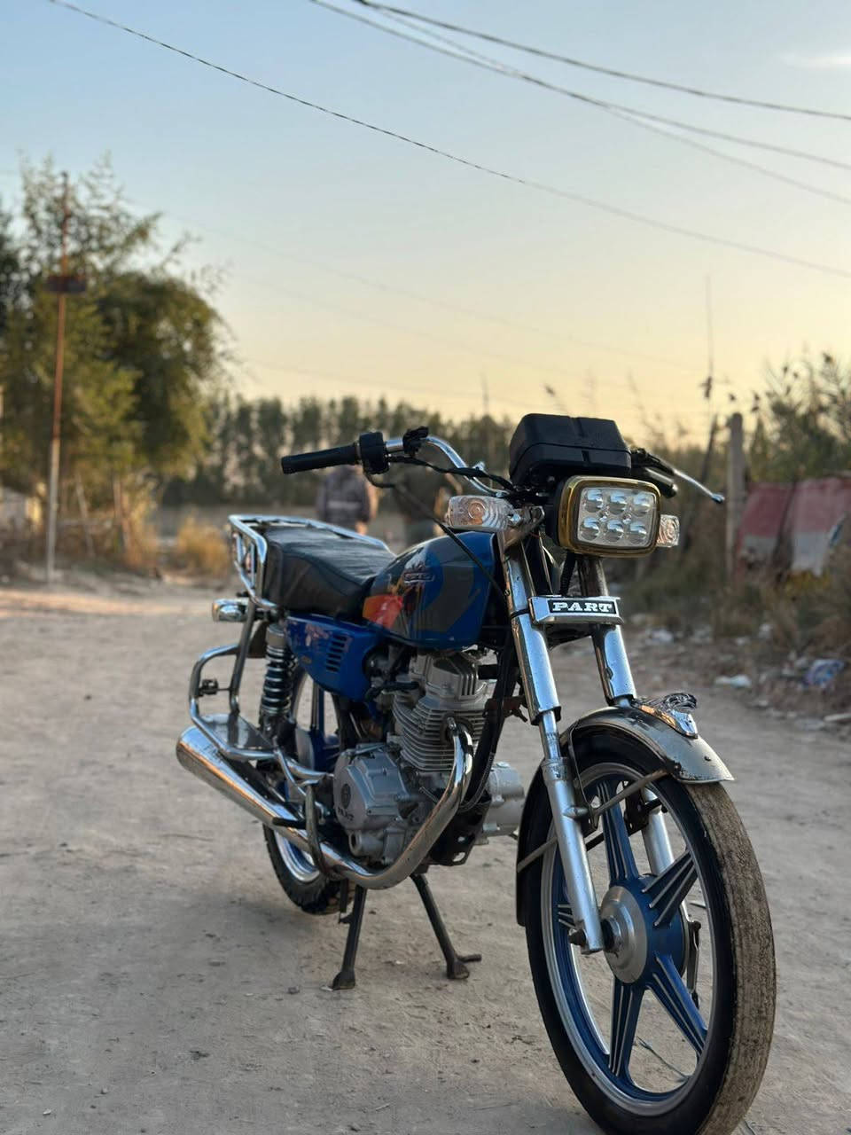 بارت موديل 19 طالعه ب 2020 شهر السابع من معرض الكرار يعني بوجهك للترقيم وياله جديده كهربائيات شغاله كله جديده 
مكاني شطره 
#سعر_650_وبيه_مجال 
***********
