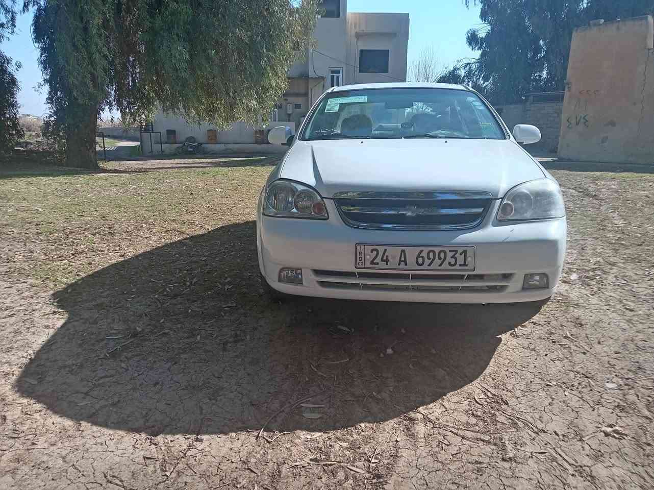 اوبترا موديل 2011كير ومحرك شرط كير عادي السياره بيها 4قطع صبغ ابيع حزام بدون دواخل طخم مبدل جديد تيات 4جداد داخل نضيف اني الشرعي كابون بانزين بيها الرقم 
***********
