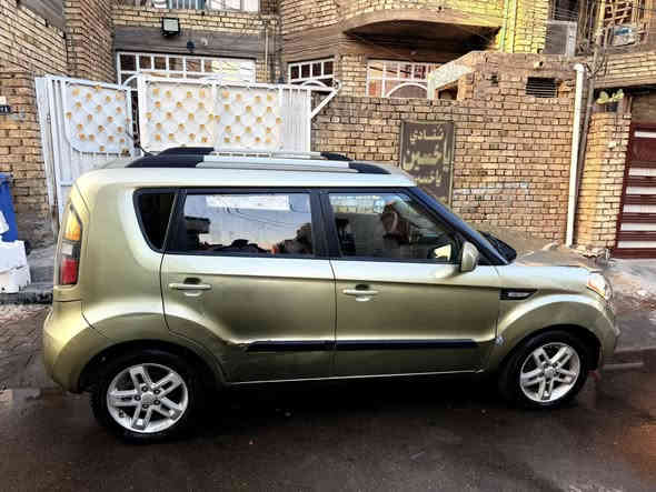 كيا صول 2011رقم اربيل الدولي الجديد بأسمي سنويه لل2030سياره بيه صبغ كم قطعه ابيع حزام سياره عليه ادامه كامله شواصي كفاله   السياره بيه ملاحضه بصيطه خابطه كازكيت لتواصل *********** مكانه بغداد البلديات
