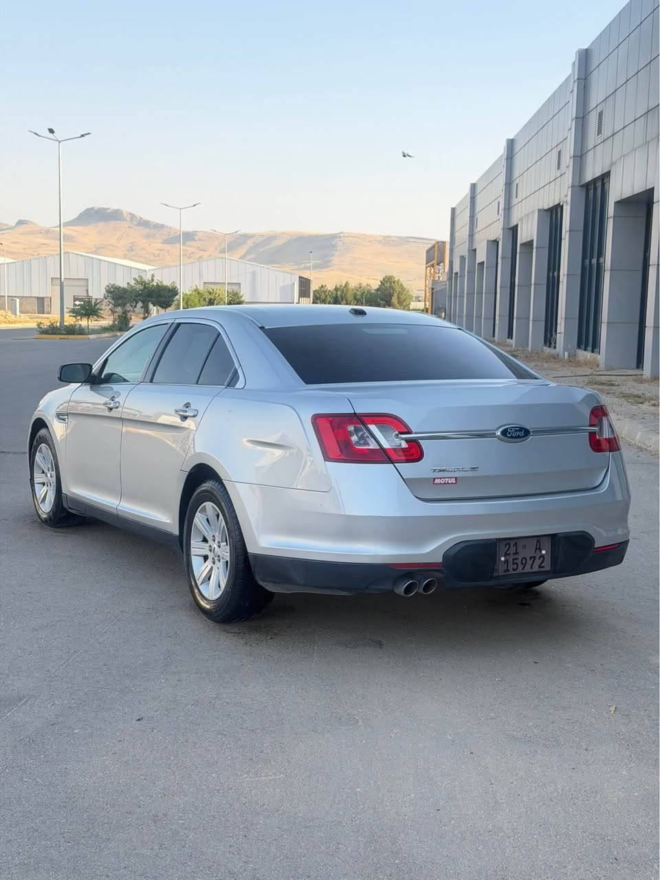 فۆرد تۆرۆس مۆدێل ٢٠١١ سیلڤەر بۆیاخی نییە بستێ ساردی هەیە کالبونەوەی نییە ناو زەردە پێشو دوای چرکەی تیا نییە گێڕ و مەکینە و گەرمیو ساردی بە شەرت ڕەقەمو سەنەوی تازەیە تا ٢٠٢٩ سعریشی ٩٨ گەڵاو مەجالێکی کەم لە سلیمانیم 
ژم/*********** وەتسئەپی لەسەرە السليمانية, العراق
