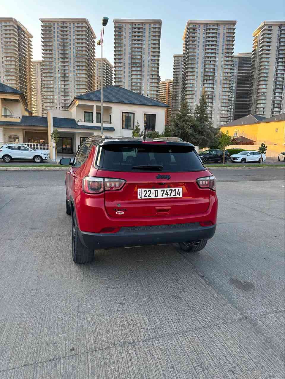 مكلف بالنشر خابر و تدلل
جيب كومباس فئه الاولديتو موديل ٢٠٢٠
رقم اربيل 
سقف بلادي اسود 
اربع انظمه قيادة ودفع رباعي 
سيارة جاهز بدون اي نقص 
وبدون ايرباك حادث جاملغين امامين فقط وبدون دواخل
رقم الشاصي 3C4NJDBB8LT145335  
ماشيه ٥٠ الف قابل للزيادة
مكانها اربيل او صلاح الدين
السعر ١١٨ وبيها مجال حيل بسيط
تفاصيل اكثر
 ***********
اخوان كافة التفاصيل مذكورة من ضرر و سعر ومشي و حادث كركوك, العراق
