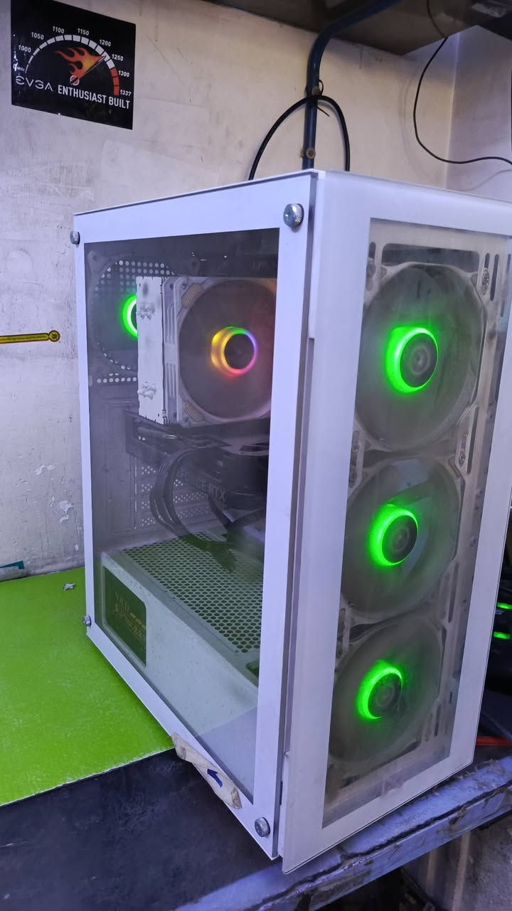 كيس للبيع
توصيل لكل المحافظات
VGA ASUS RTX 4060 DUAL 8G
CPU  CORE I5 12400
M.B B760 GIGABYTE ATX
RAM 16G 3200HZ T-FORCE RGB
NVM M.2 1T LEXAR GEN3
P.S GOLD 700WATT
CASE ATX 4FAN RGB
COLEER CPU RGB
سعرها 1,250,000 و بيها مجال للشراي
للتواصل ***********
