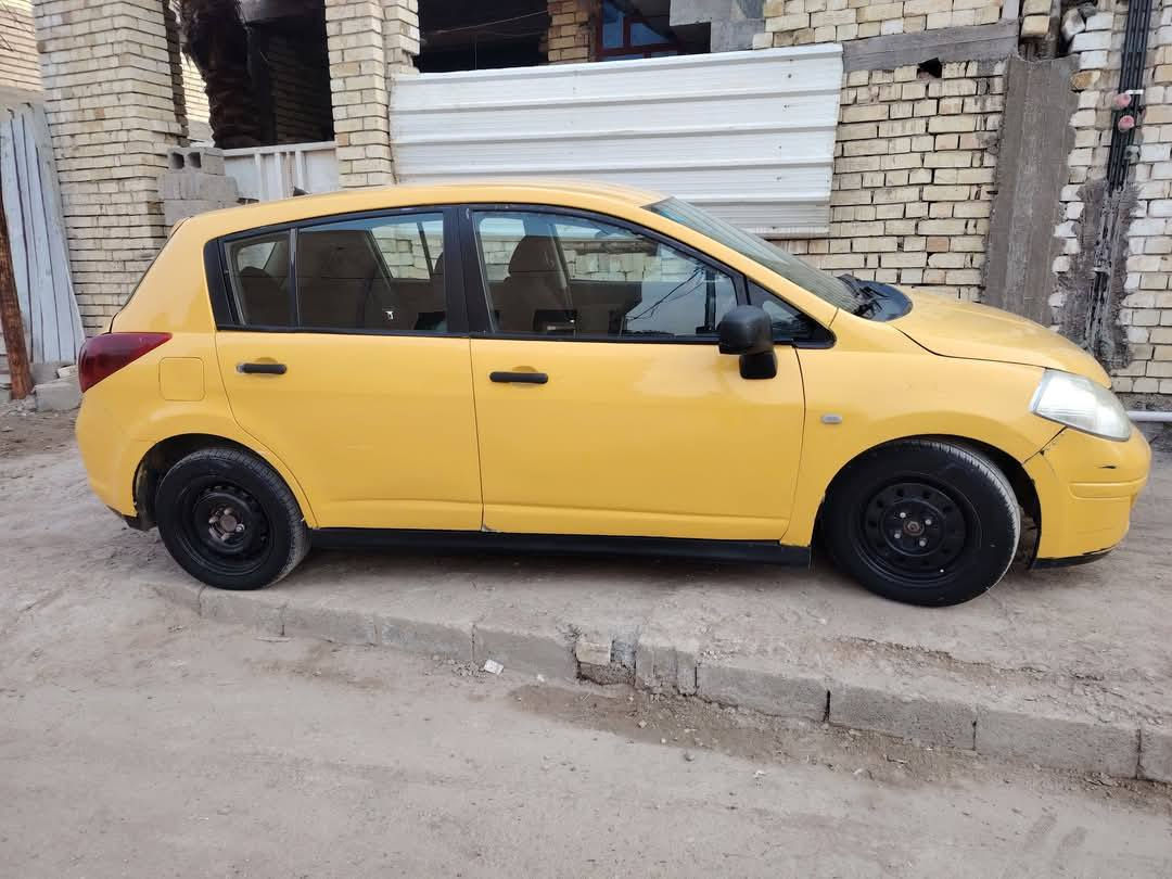 السلام عليكم نيسان فيرسا 2008 صفره للبيع تبريدهه ميشتغل   ما بيهه شي مرتبه اريده 16 ورقه 
 راعيهه موجود رقمهه احمر قديم  للاستفسار اتصال واتساب *********** النجف, العراق
