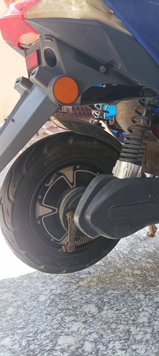 سلام عليكم دراجة كهربائية سكنس
نظافة 90 في مية 
بطاريات جديدة  6 بطاريات 32امبير 
تواصل واتساب 
+964 770 738 1056


**إذا كنت صاحب هذا الإعلان وتريد حذفه لأي سبب، رجاءا أرسل رسالة إلى الدعم الفني**