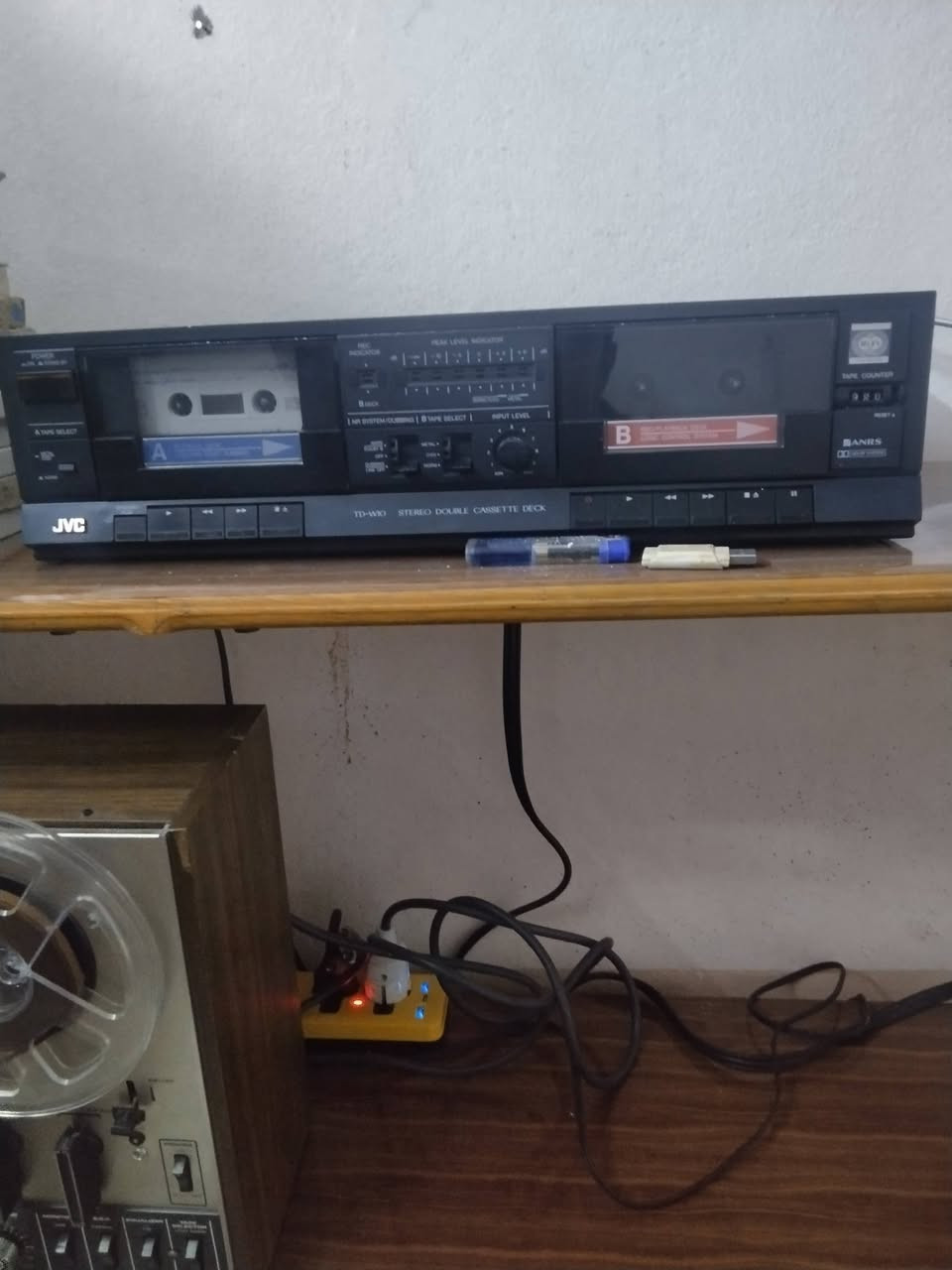 للبيع الكل شغالين السعر عل الخاص


**إذا كنت صاحب هذا الإعلان وتريد حذفه لأي سبب، رجاءا أرسل رسالة إلى الدعم الفني**