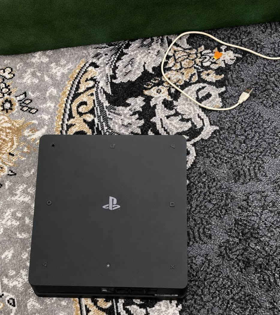 بلي فور مسخدم مامهكر ويا جميع ملحقاته ويياه يده 

العابه 
بي gta5
Minecraft
Rdd2
اشتراك بلص شهرين
Call of duty black ops 3
Call of duty cold war
Call of duty modern 3
 Call of duty vanguard 

مكان:كربلاء حي العمل قرب مول الباقر 
السعر : 230

رقم للتواصل ***********
